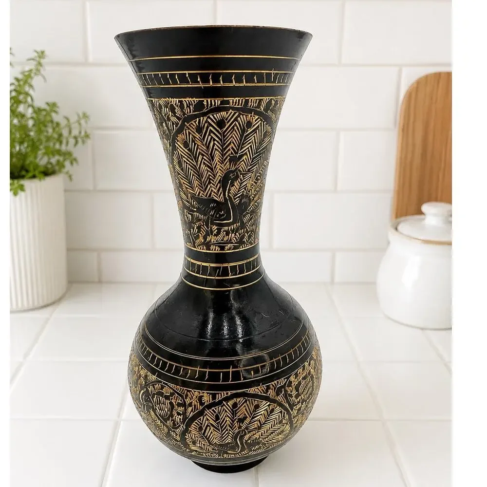 Vintage Indian Etched Bidri Vase
